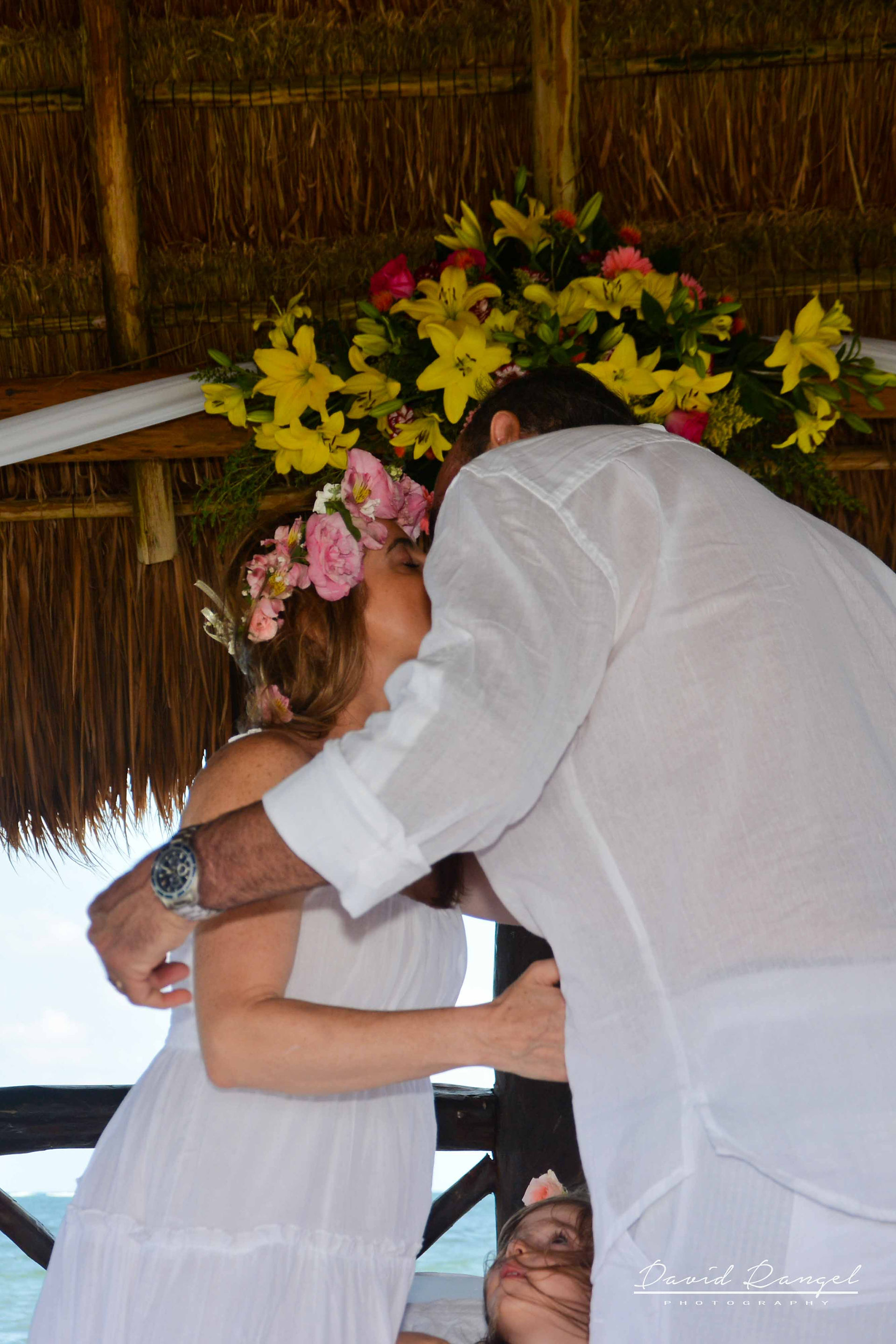 wedding kiss