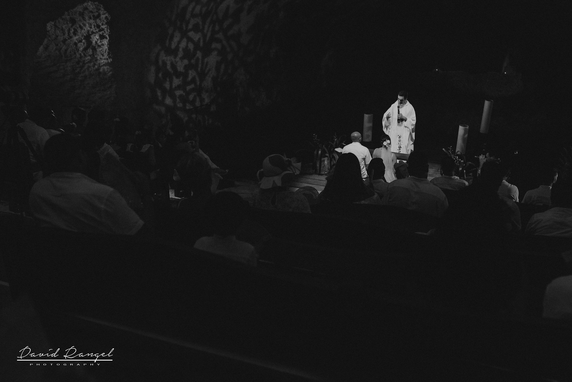 bride+groom+ceremony+minister+padre+misa+vows+cenote+wedding+panoramic+photo