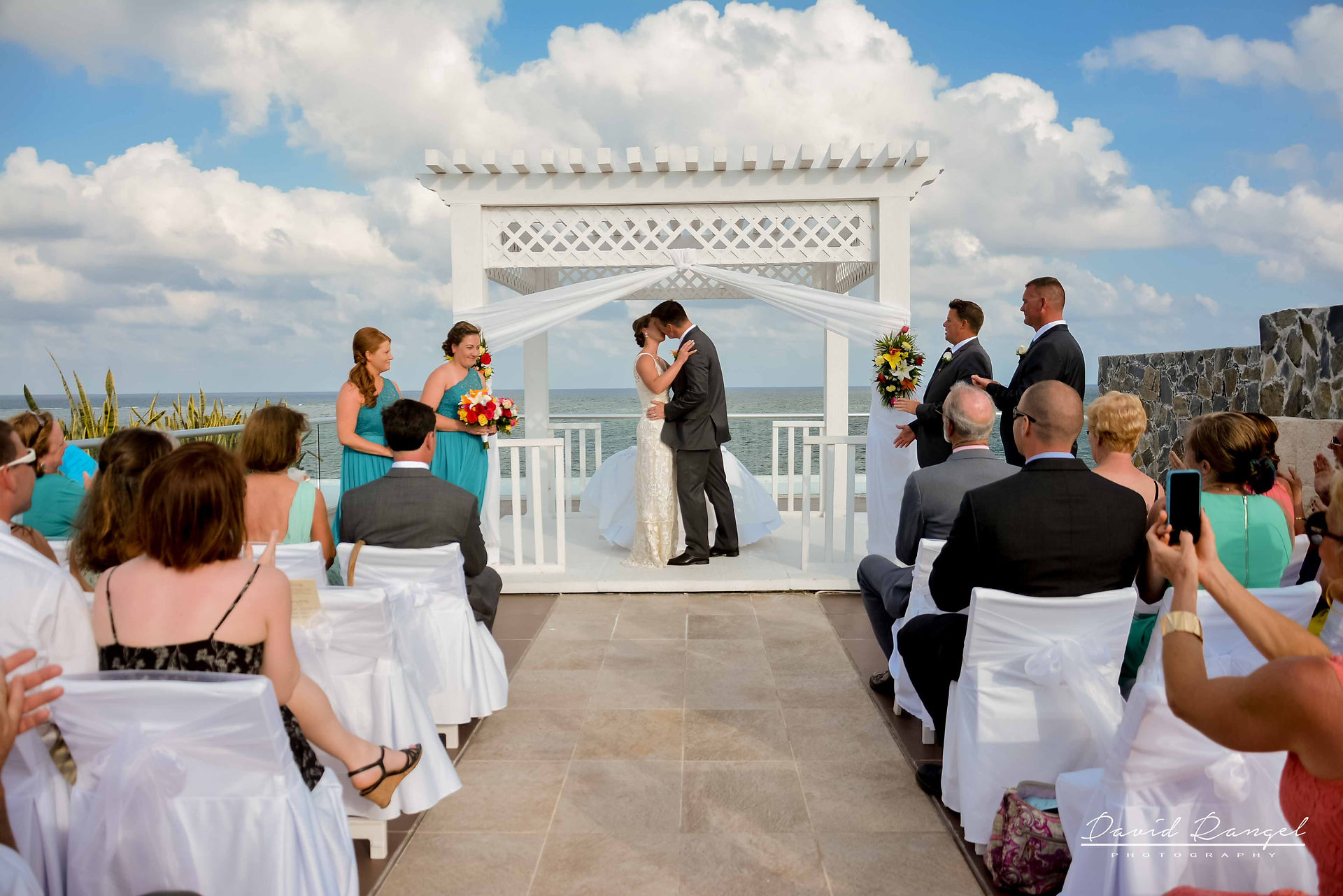 wedding kiss