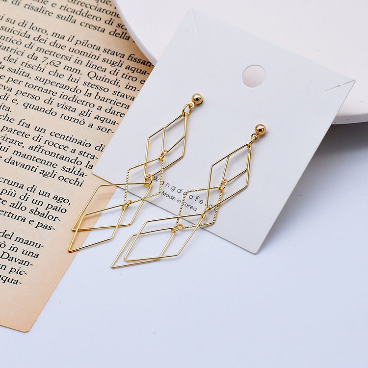Thumbnail: Korean Gold Color Statement Geometric Clip on Earrings No Piercing Long Rhombus 