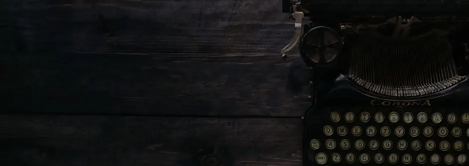 compress_Antique Typewriter.webp