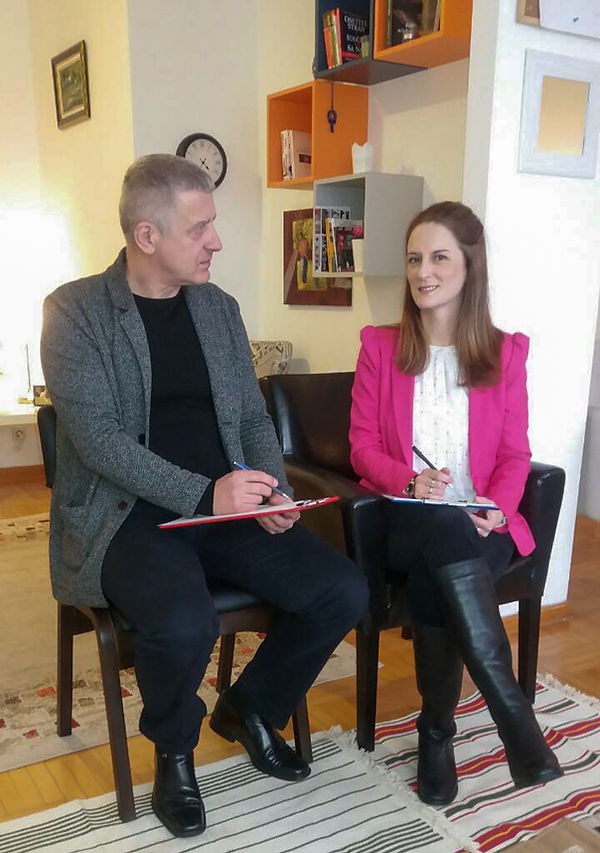 Ana psiholoski savetnik , dečiji pedagog, gaps saradnici