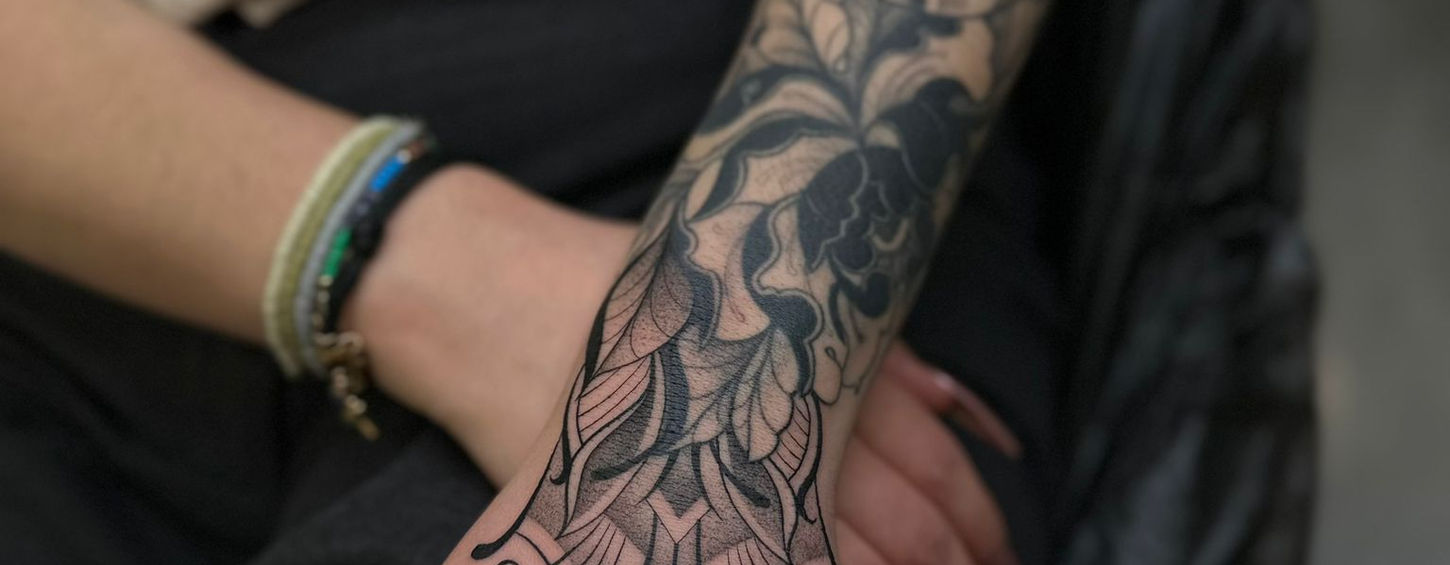 Tascha Tattoo Heilbronn im Ornamental-Stil