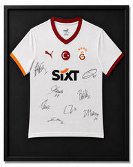 İmzalı galatasaray forma çerçeveleme uygulaması - Cep Sanat