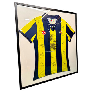 Fb forma çerçeveleme, alt fon kırık beyaz, siyah ince ahşap çerçevede