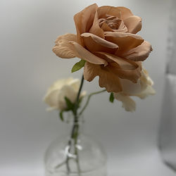 BUD VASE SERVICE FRESH OR FAUX