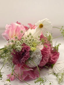 Bouquet in pinks and white