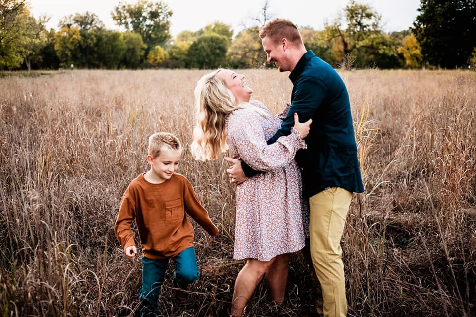sioux city family photographer, sioux city photographer, sioux city family photography, omaha family photographer, iowa family photographer, nebraska family photographer, south dakota family photographer, yankton family photographer, sioux falls family photographer