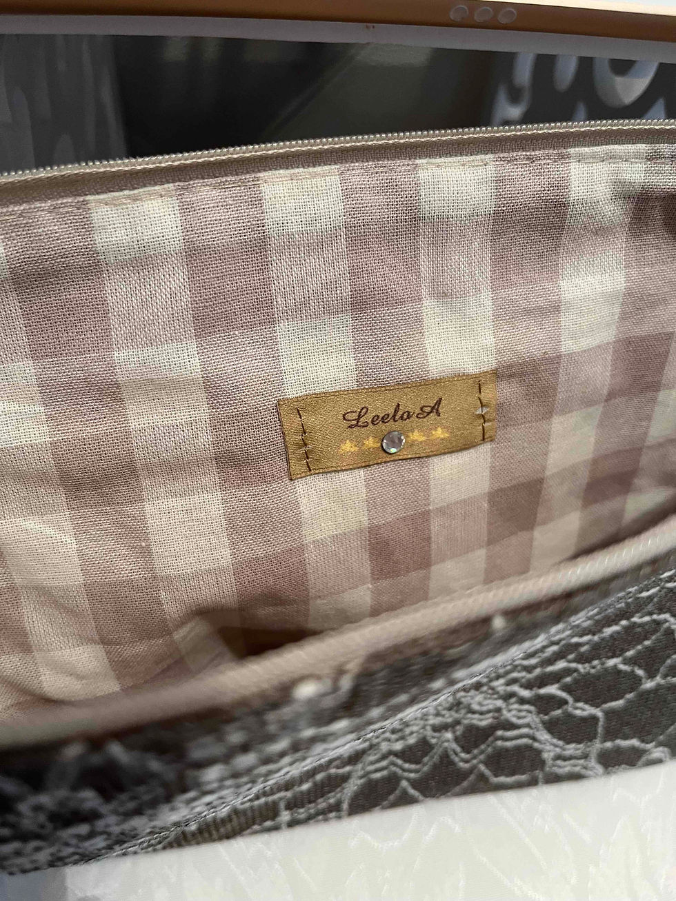 Miniature : POCHETTE IPAD "SABLE FLEURI" - LEELOA - VUE INTERIEUR