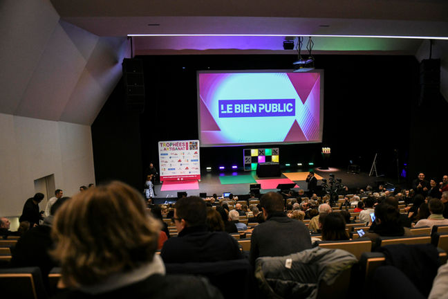 Scène et salle de la 3ème édition des Trophées de l'Artisanat de Côte-d'Or