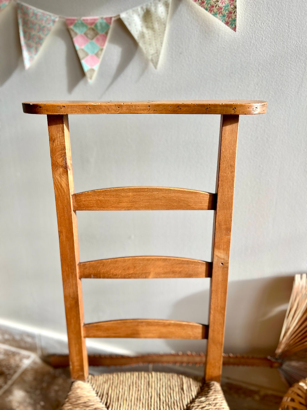 Miniature : Chaise cannée 