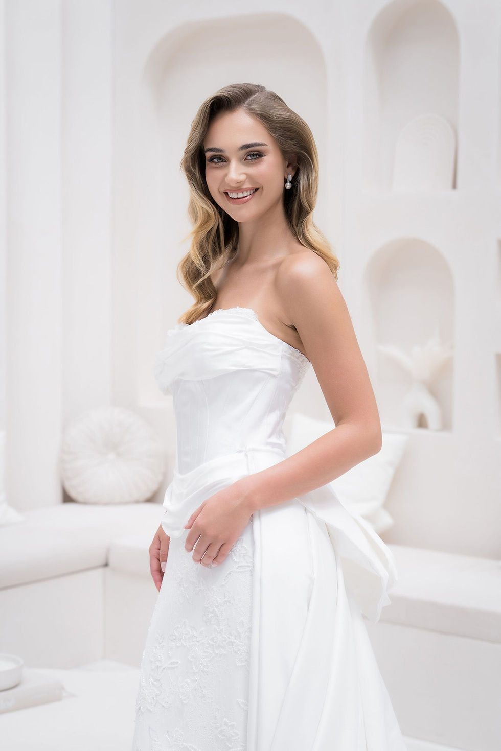 What Makes Simple Wedding Dresses Timeless & Wedding Dress Hire Popular in Melbourne