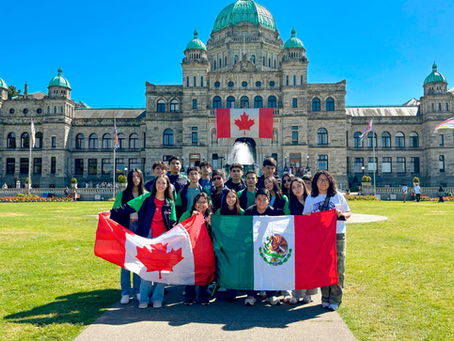 Estudiantes del CeINA UAT viven experiencia cultural en Canadá