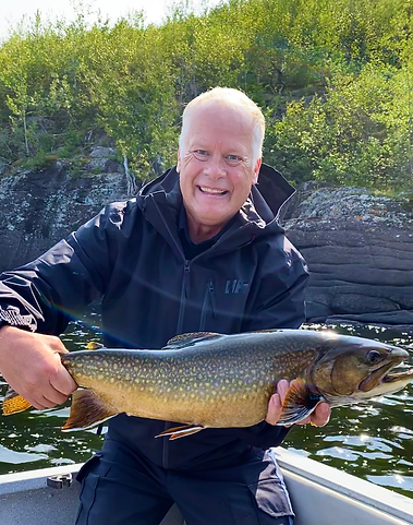 Lake Nipigon fishing guide. Brook trout fishing Lake Nipigon