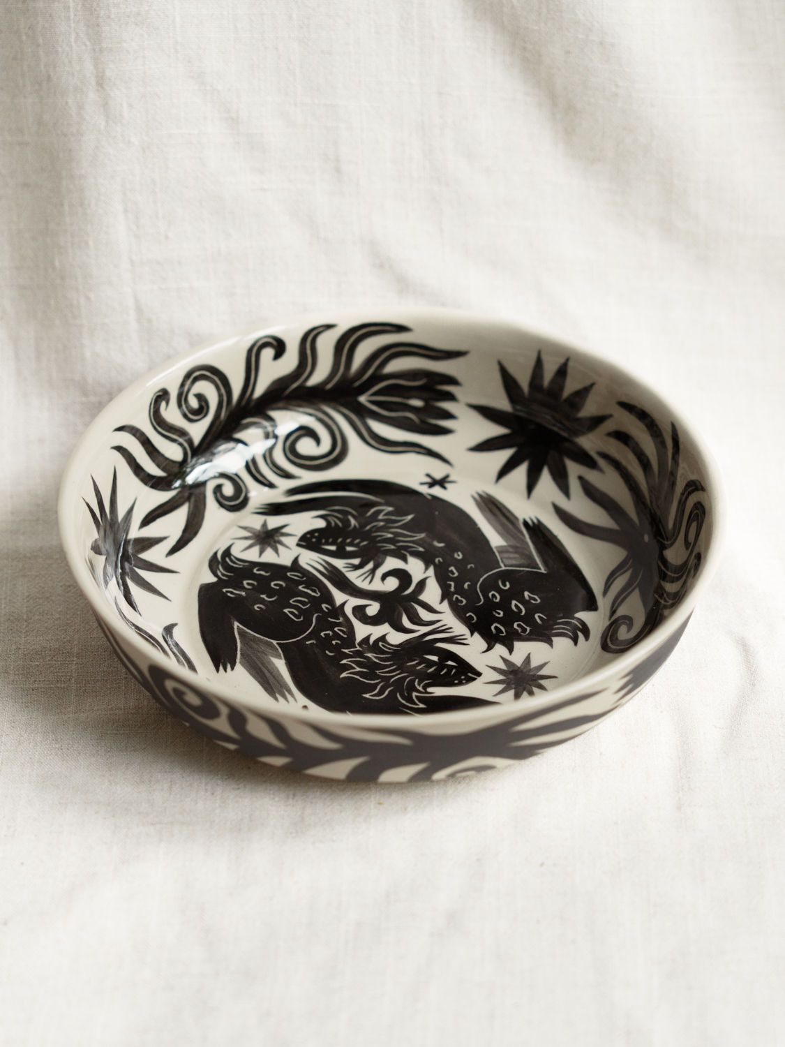 "Lynxes" bowl