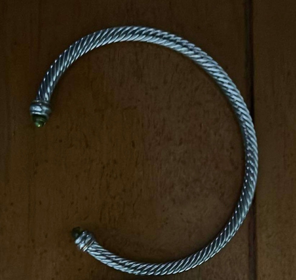 DY  cuff bracelet (black stone) preorder