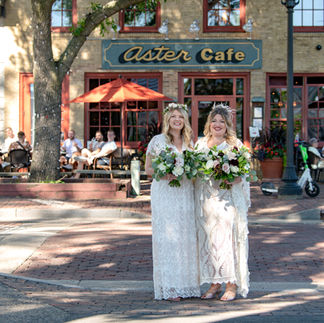 Urban Chic Wedding Vibes at the Dreamy Aster Café in Minneapolis