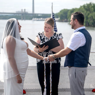Capturing Love on a Budget: Affordable Micro Wedding Photography in the Charming Town of Stillwater, MN