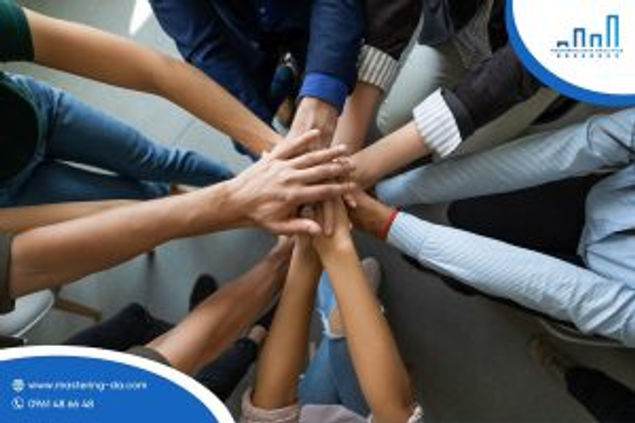 Dễ dàng chia sẻ dữ liệu và báo cáo tự động