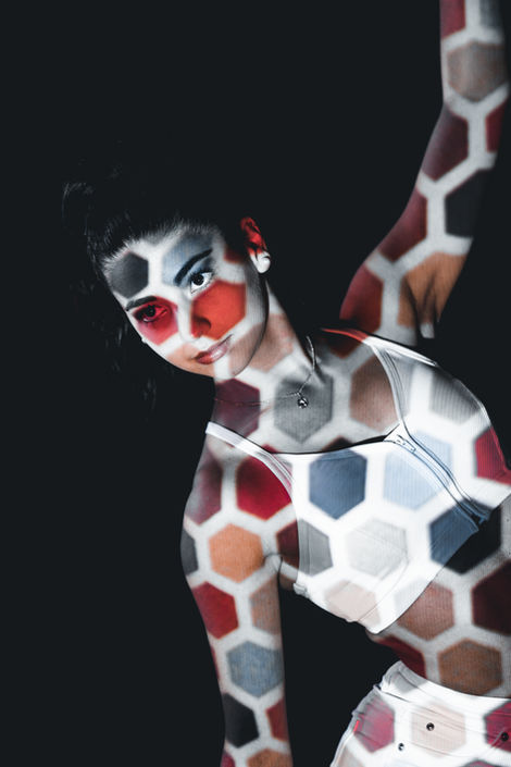 Lorena als Backdrop, colored.