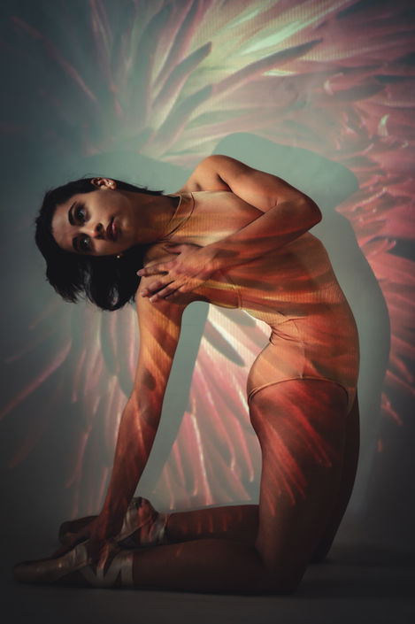 Lorena als Backdrop, colored.