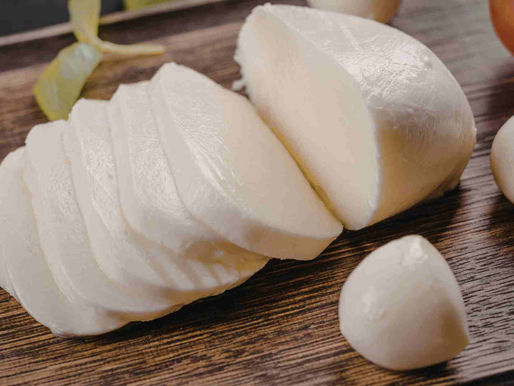 How To Make Your Own Fresh Mozzarella At Home