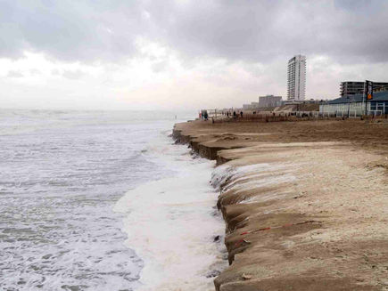 Exploring The Beauty Of Seascapes: Tips For Coastal Photography