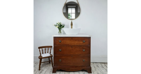 Georgian vintage vanity with top mounted basin unit front view