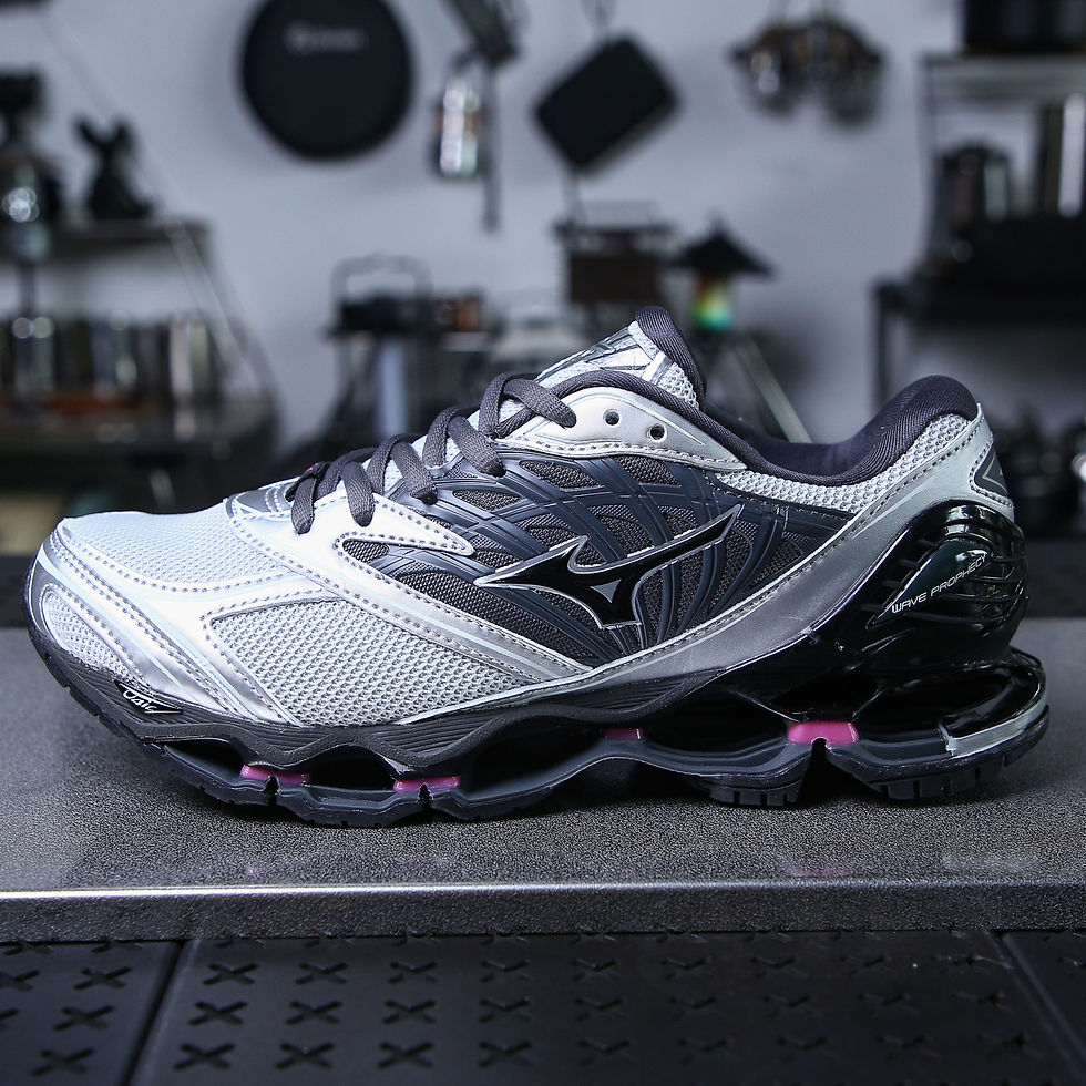 Thumbnail: Mizuno Wave Prophecy LS