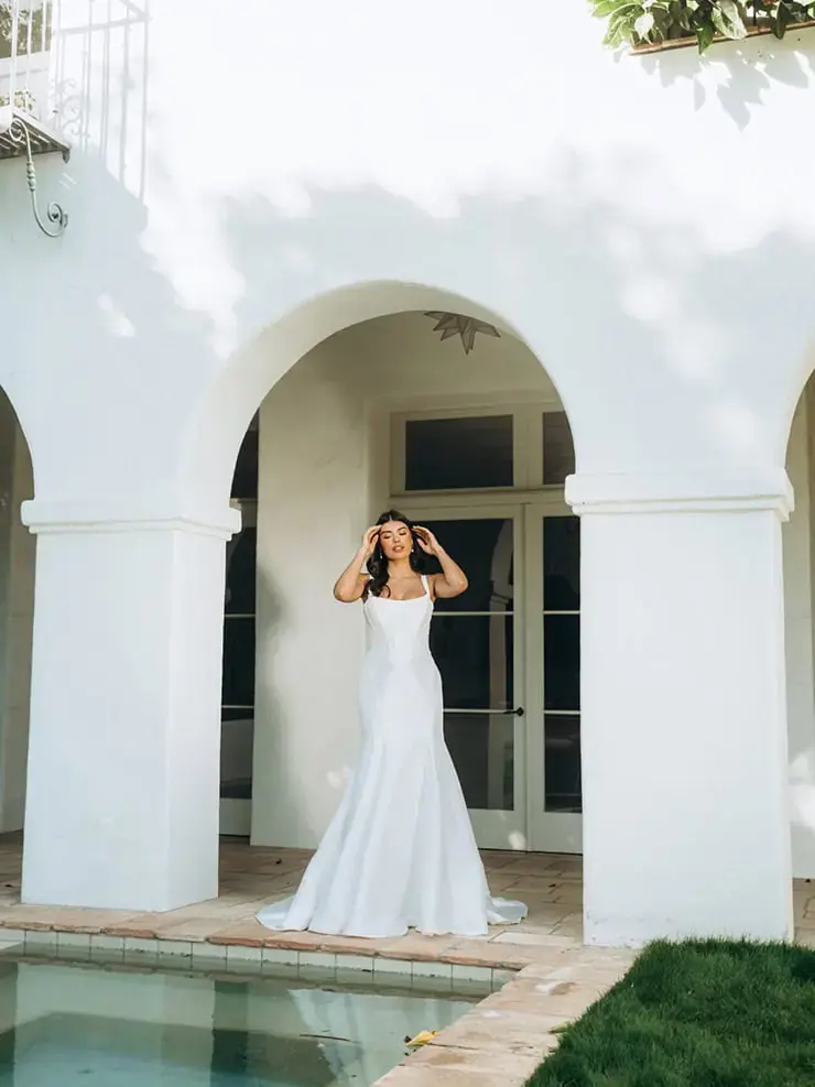 Plus-size bride in an A-line lace wedding dress 