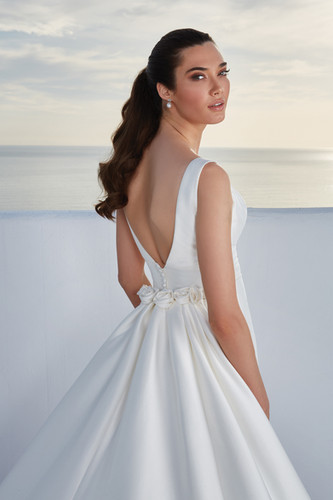 88071 | Justin Alexander Wedding Dress 