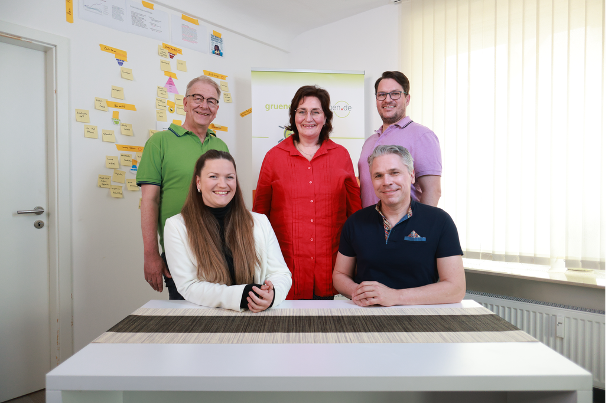 Team Gründerberatungen front.png