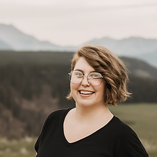 Lindsay Hardman Headshot.png