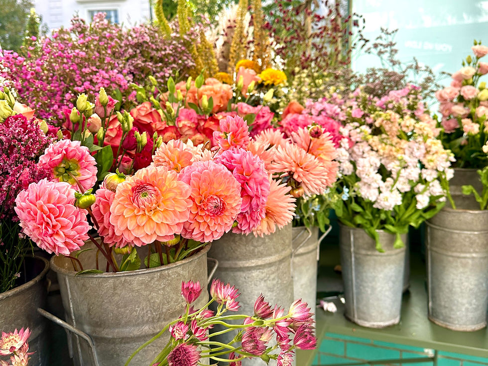 Fresh flowers at the Turquoise Island, Wild at Heart, Notting Hill