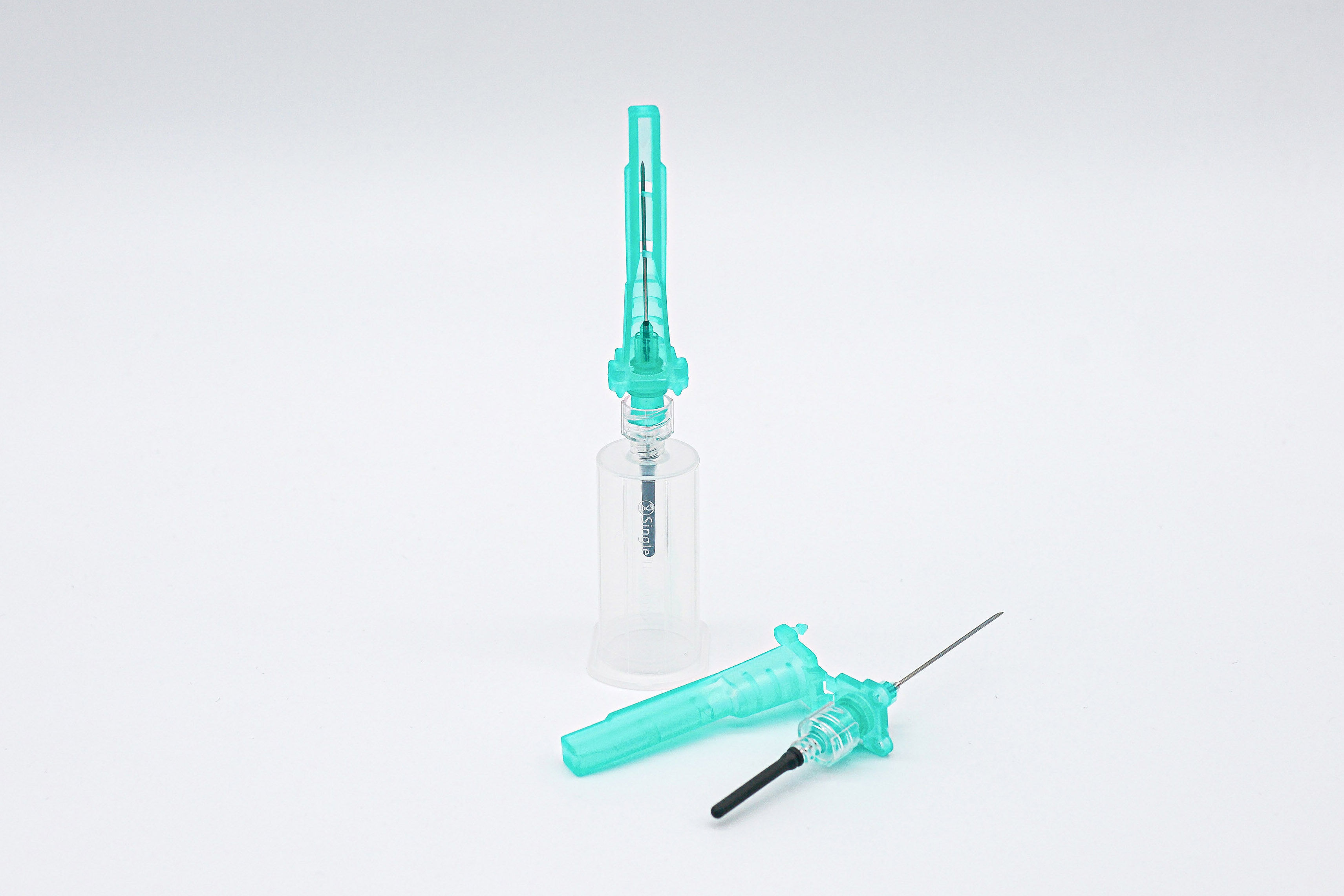 Safety Blood Collection Needle with Luer Adapter