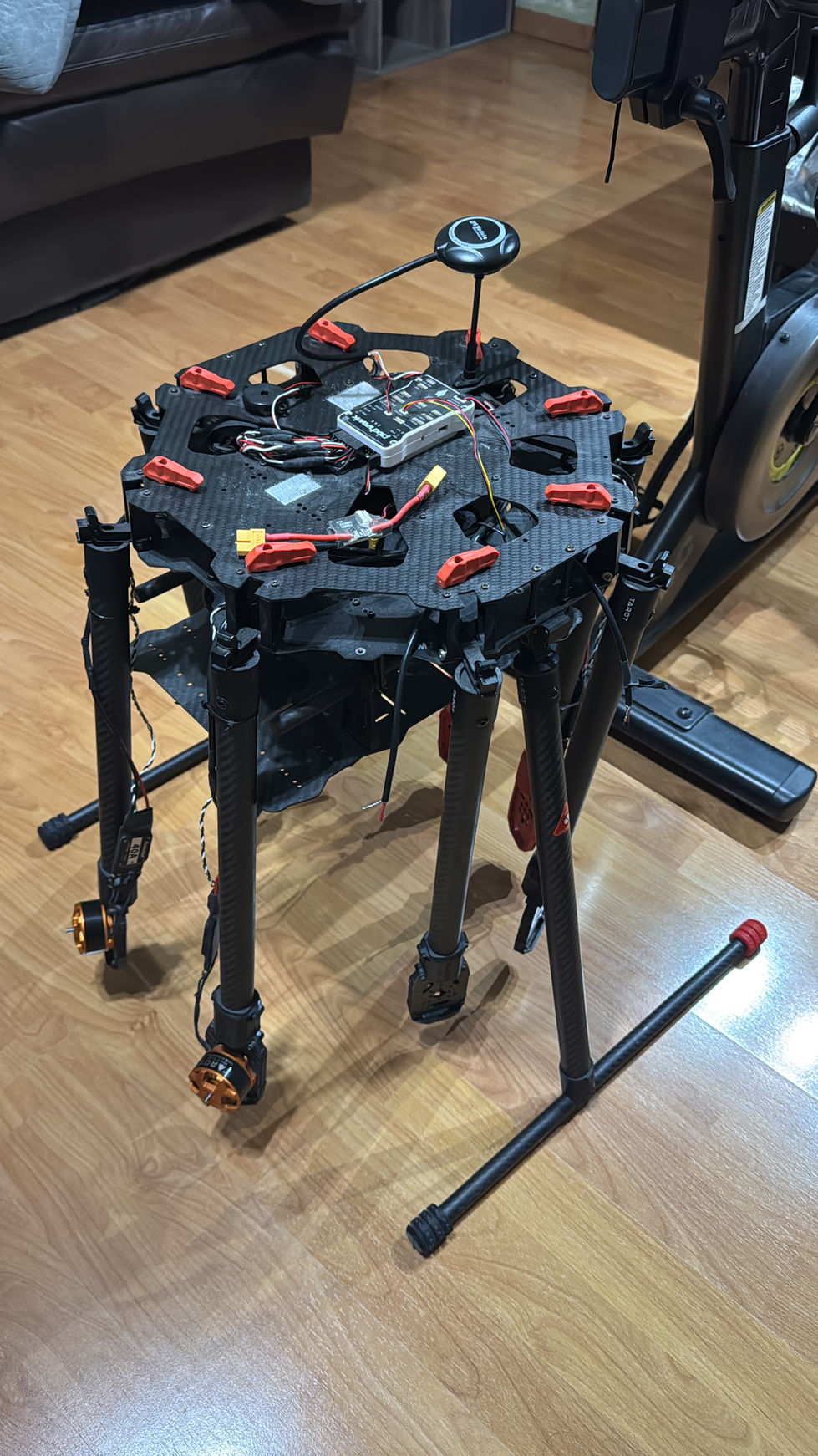 9C999513-5CED-4EAC-AED1-644CDD744D69