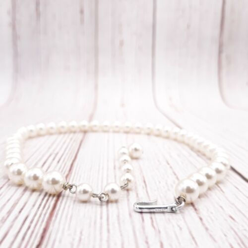 Thumbnail: 60s Faux Pearl Necklace