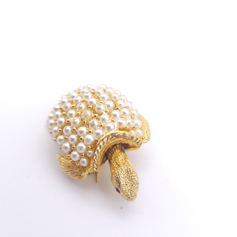 Thumbnail: 80s Pearl Sea Turtle Brooch