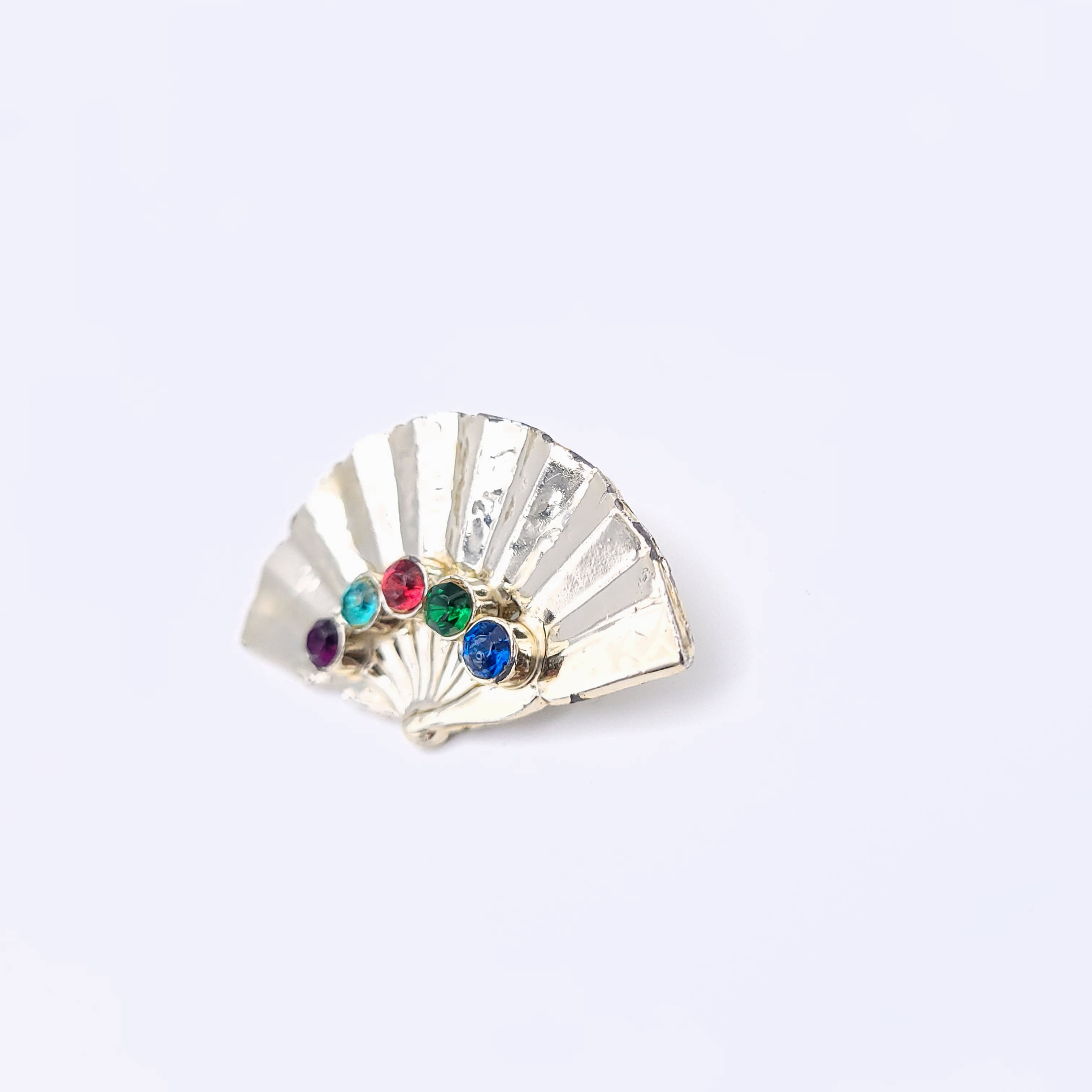 80s Silver Fan Pin