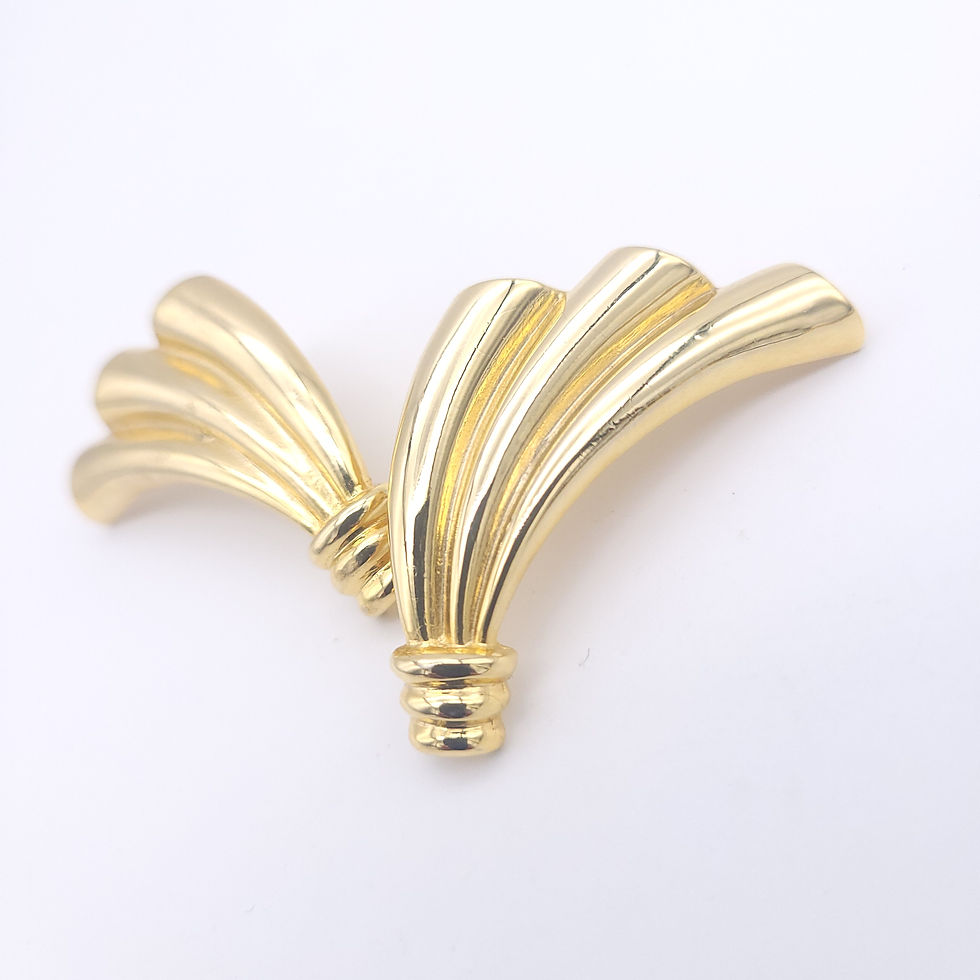 Thumbnail: Encore Gold Fan Earrings