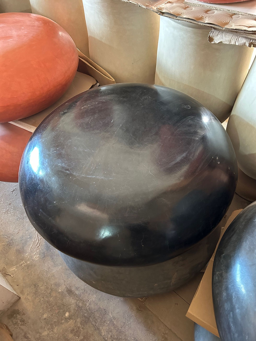 Miniature : Tables galets en tadelakt plusieurs dimensions et coloris possibles