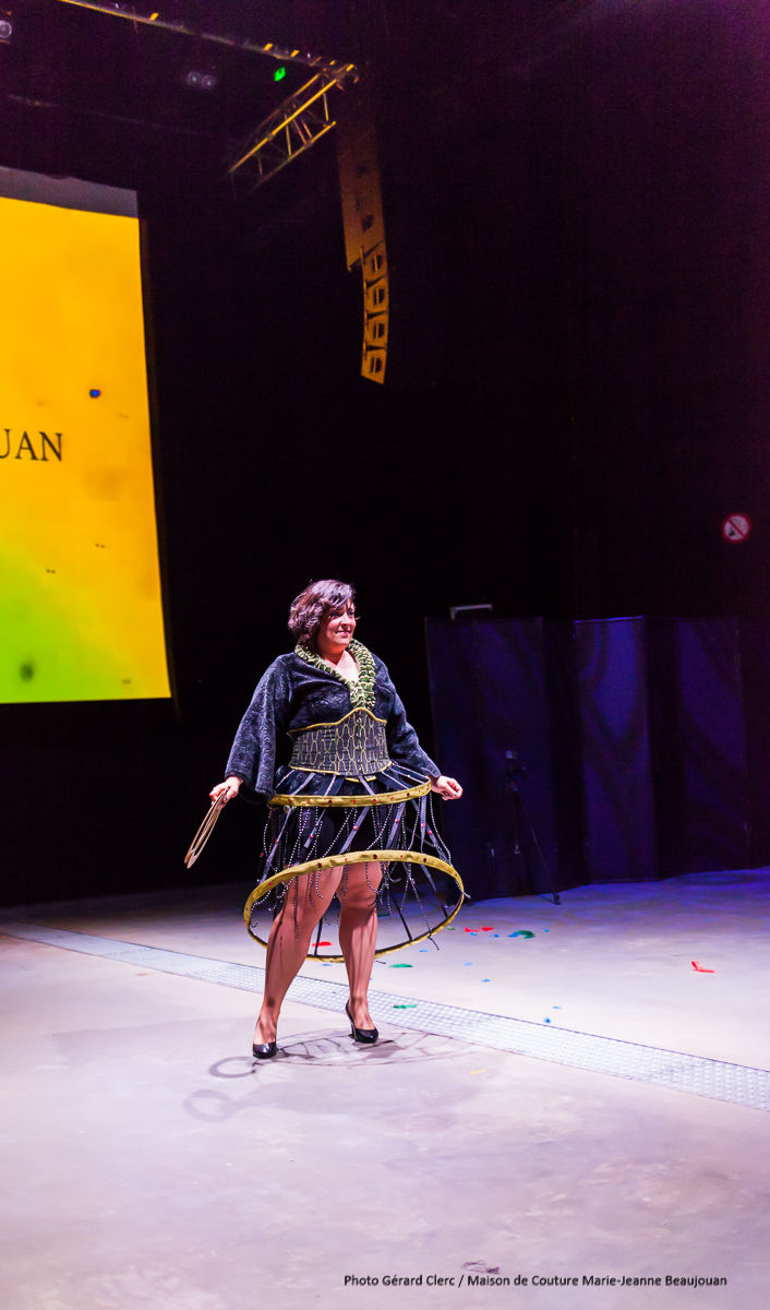 الصورة المصغرة: Serre-taille corset intérieur rouge