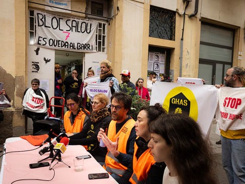 Assemblea al carrer Salou