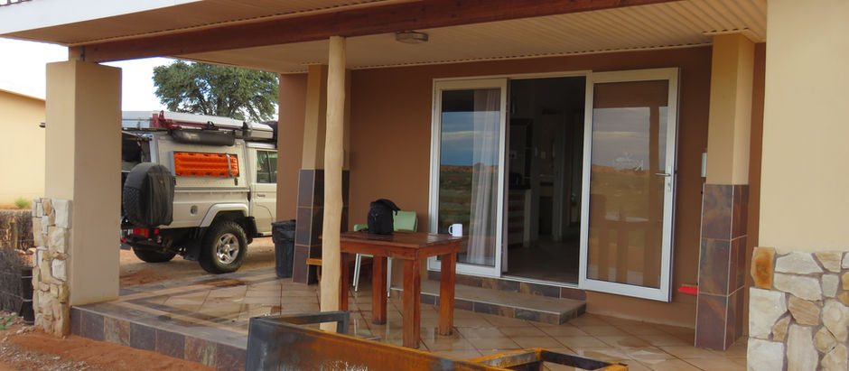 Day 1: Cape Town to Kgalagadi Lodge, about 1080km.