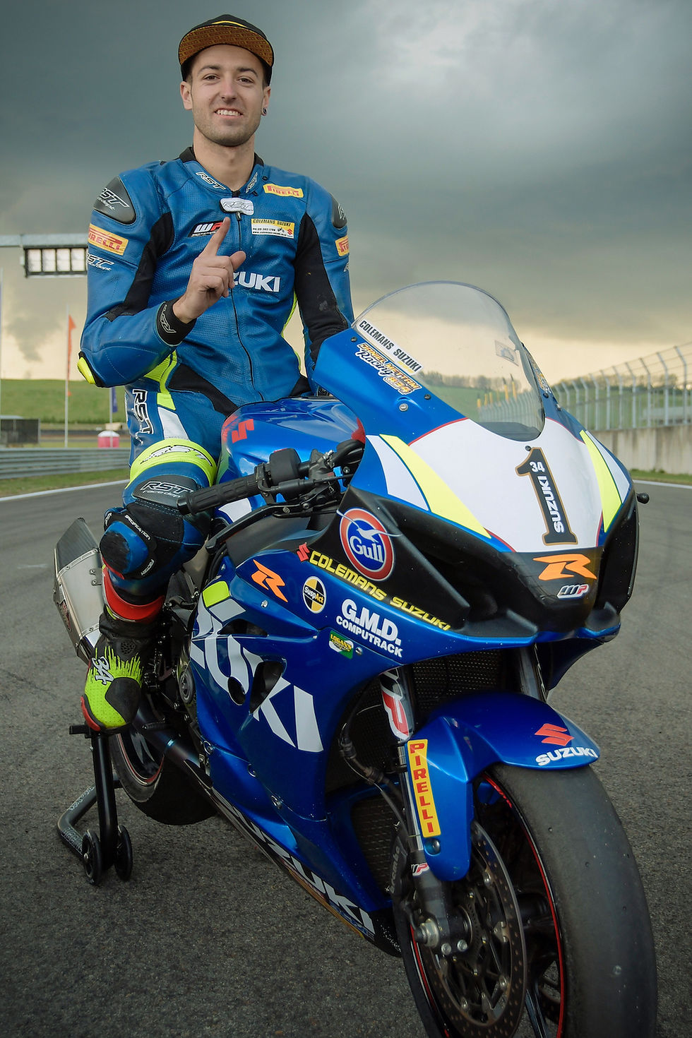 Reigning champion Daniel Mettam aboard his Suzuki.