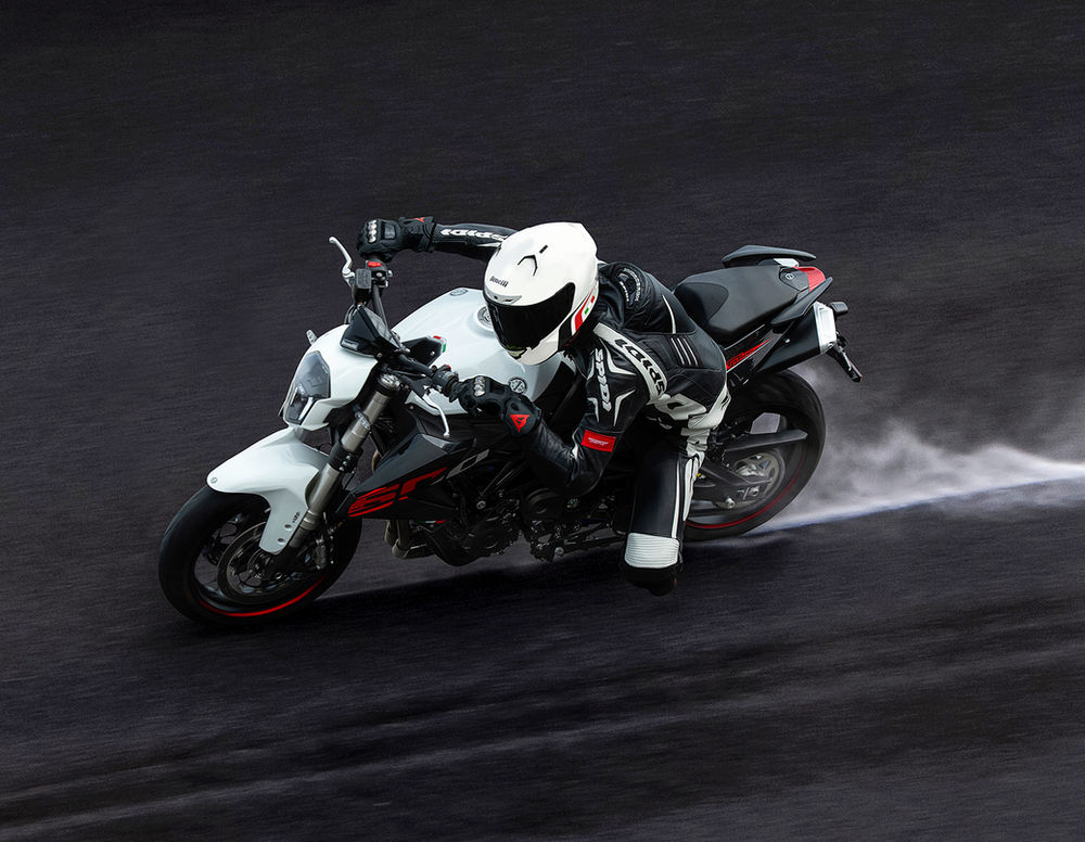 Benelli Brings 4Cylinders Back To LAMS Market With TNT 600i