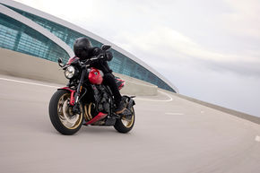 Triumph's new Trident 800 is the triple-powered roadster we've been waiting for