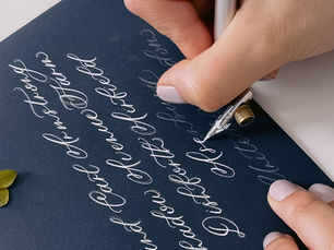 The Benefits of Hiring a Professional Calligrapher