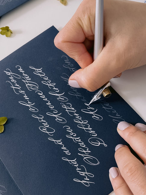 The Benefits of Hiring a Professional Calligrapher