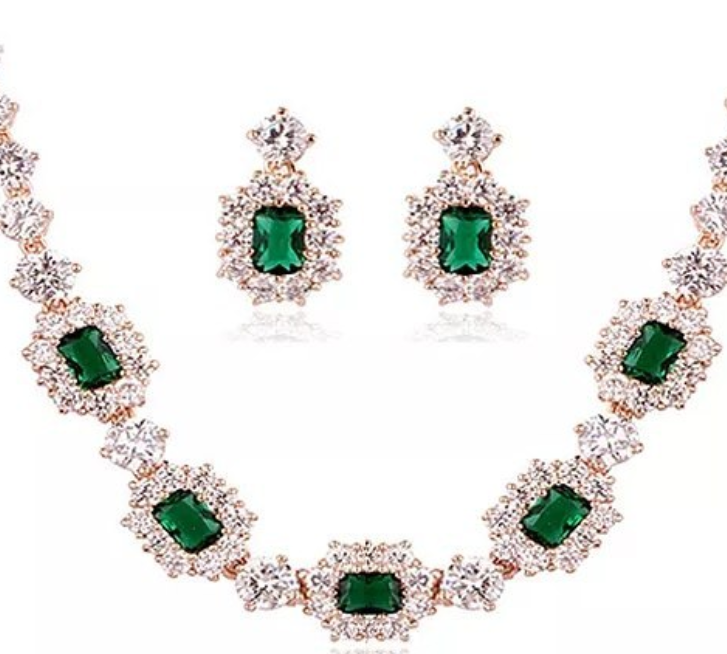 Emerald Earrings and Necklace Sumbystore Wallingford